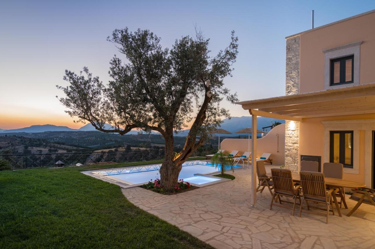 Villa Salla Sívas Esterno foto